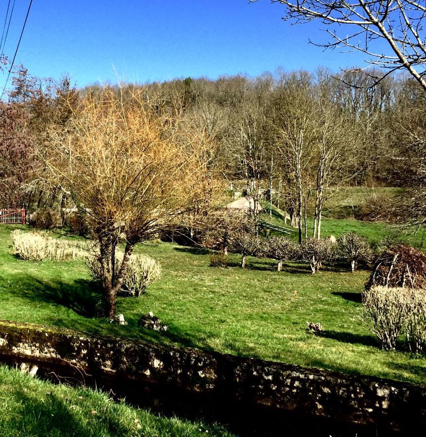 Lapartment Du Perigord Javerlhac-et-la-Chapelle-Saint-Robert Exterior foto